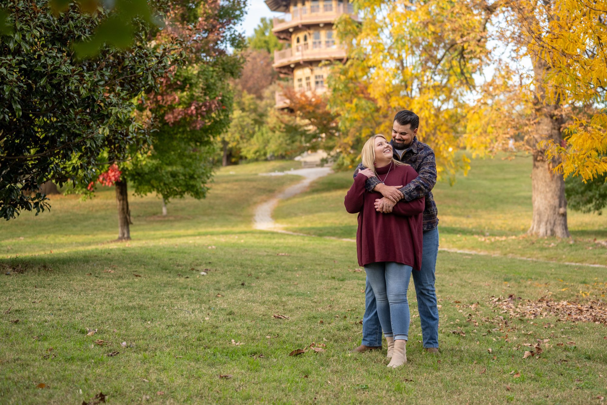 Autumn engagement session in Patterson Park